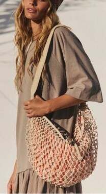 Free People Silver Springs Sling Bag Cream CrochetNet Exterior NWT